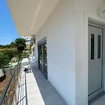 Sea View Deluxe Private Villa