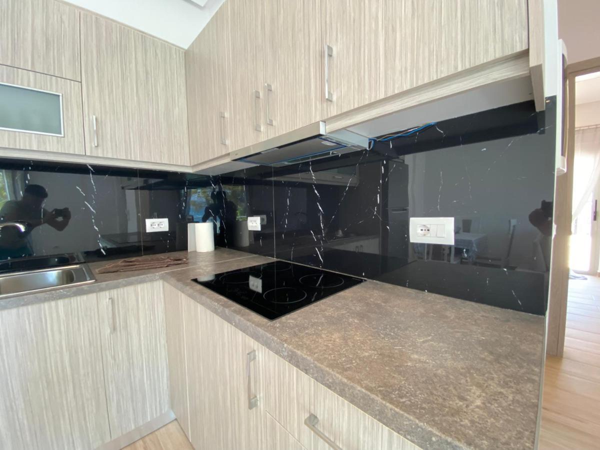 Sea View Deluxe Private * Ksamil